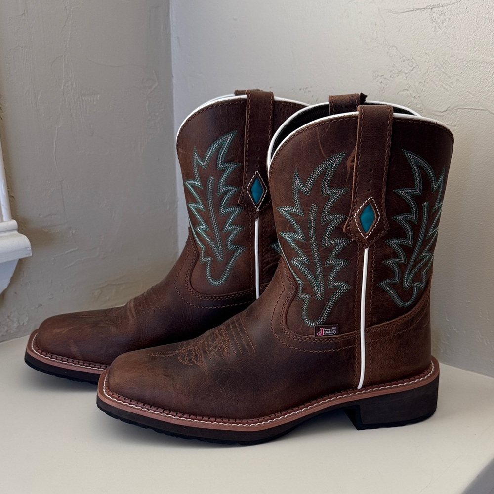 Justin Boots Brown Leather with Teal Accents